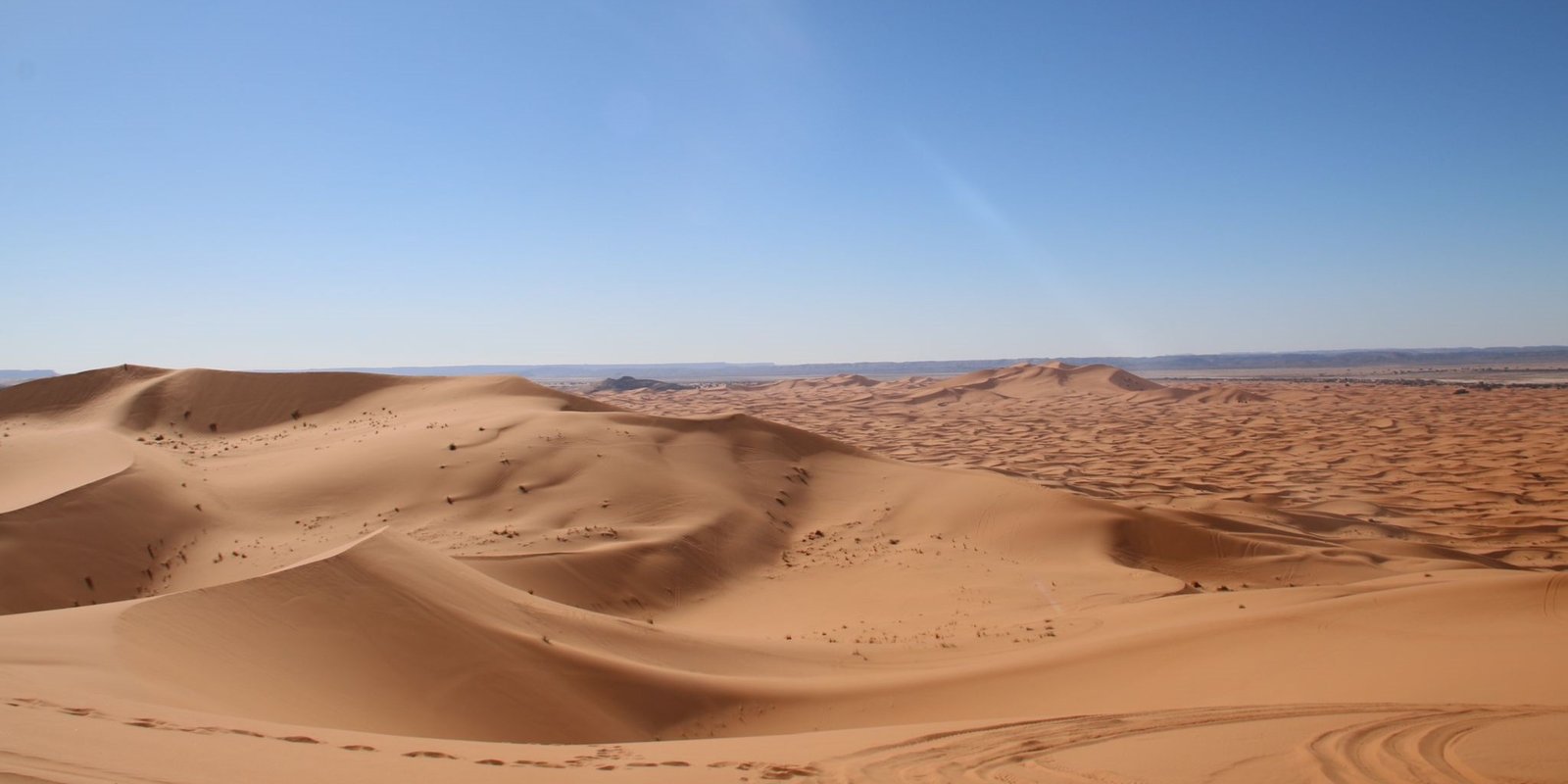 Circuit 5 Jours Marrakech Merzouga – Le Guide Ultime pour une Aventure Inoubliable dans le Désert du Sahara (2026)